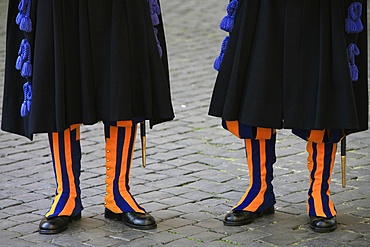 Swiss guards and sanpietrini paving stones, Vatican, Rome, Lazio, Italy, Europe