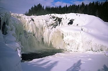 Tannfors, a 32m high, 60m wide frozen waterfall, near Are, Jamtland, Sweden, Scandinavia, Europe