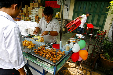 Traditional gastronomy in the street, Bangkok, Thailand, Southeast Asia, Asia