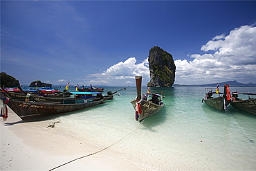 Hat Tham Phra Nang beach, in the Gulf of Krabi, Thailand, Southeast Asia, Asia