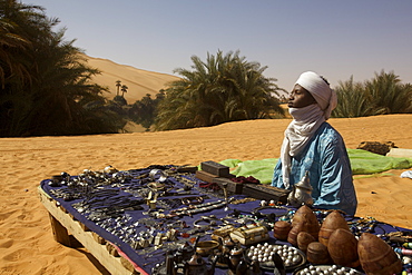 A small stall at the Umm el Ma oasis on the Ubari Erg in the Fezzan Desert, Libya, North Africa, Africa