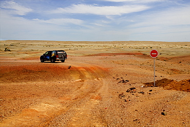 In the middle of the Gobi desert, Mongolian side, Mongolia, Central Asia, Asia