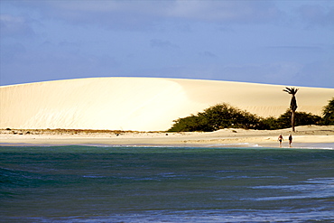 The beach of Praia de Chavez, west coast of Boa Vista island, Cape Verde Islands, Atlantic, Africa