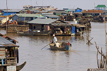 The floating village of Kompong Phluk on Lake Tonle Sap near Siem Reap, Cambodia, Indochina, Southeast Asia, Asia