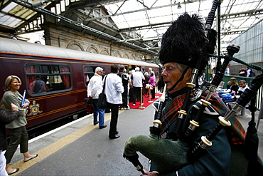 Waverley station, the departure point of the Royal Scotsman train, Edinburgh, Scotland, United Kingdom, Europe