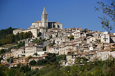 The town of Todi, south of Perugia, Umbria, Italy, Europe