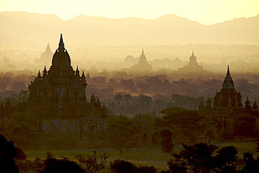 View at dawn over the temples of Bagan, along the Irrawaddy river, Myanmar, Asia