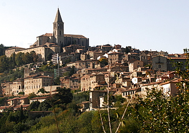 The town of Todi, south of Perugia, Umbria, Italy, Europe