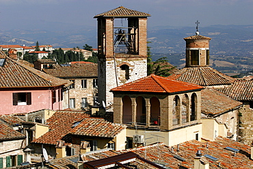 Roofs of the city with countryside beyond, Perugia, Umbria, Italy, Europe