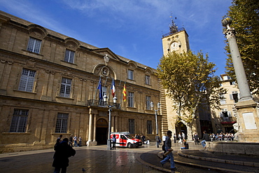 The Hotel de Ville in the historical center of Aix-en-Provence, Provence, France, Europe