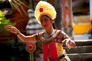 An actress during the dance show of Barong, Batubulan, Bali, Indonesia, Southeast Asia, Asia