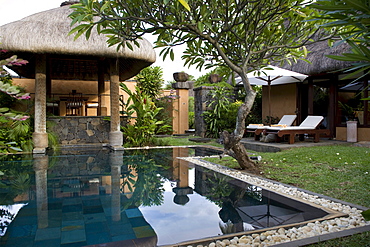 Private outdoor pool and thatched dining loggia, Baie aux Tortues, Pointe aux Pimentes, Mauritius, Africa