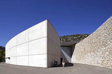 Musee du Prehistoire des Gorges du Verdon, architects Foster and Partners, Quinson, Verdon, Provence, France, Europe