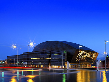 Wales Millennium Centre, architects Capita Percy Thomas, Cardiff, Wales, United Kingdom, Europe