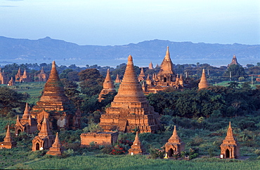 Temples, Bagan, Myanmar (Burma), Asia