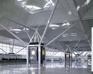 Stansted Airport, architects Foster Associates, Essex, England, United Kingdom, Europe