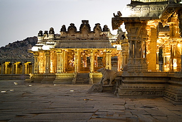 Vittala temple, Vijayanagara, UNESCO World Heritage Site, Hampi, Karnataka, India, Asia