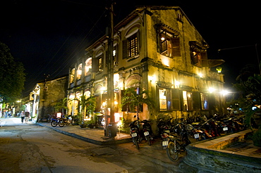 Night shot of colonial houses, Hoi An, Vietnam, Indochina, Southeast Asia, Asoa