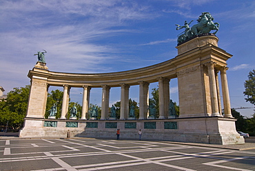 Hosok tere (Heroes Square), Budapest, Hungary, Europe