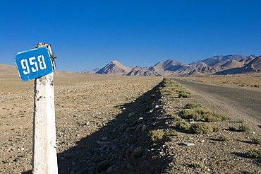 The Pamir highway, the Pamirs, Tajikistan, Central Asia