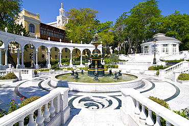 Baroque fountain square at the old city of Baku, Azerbaijan, Central Asia, Asia