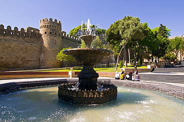 Fountain at the gated city wall, UNESCO World Heritage site, Baku, Azerbaijan, Central Asia, Asia