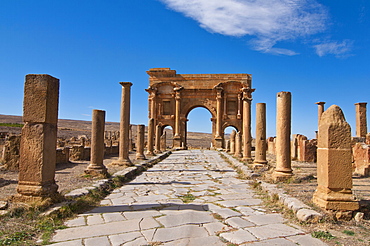 The Roman ruins, Timgad, UNESCO World Heritage Site, Algeria, North Africa, Africa