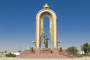 Statue of Ismail Samani (Ismoili Somoni), as memorial, Dushanbe, Tajikistan, Central Asia