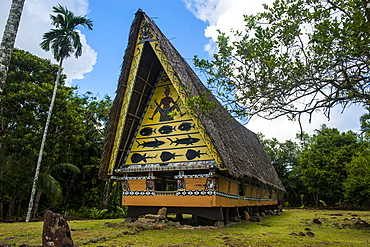 Old bai, a chief's house on the Island of Babeldoab, Palau, Central Pacific, Pacific