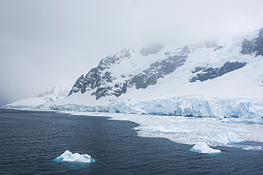 The Lemaire Channel, Antarctica, Polar Regions 