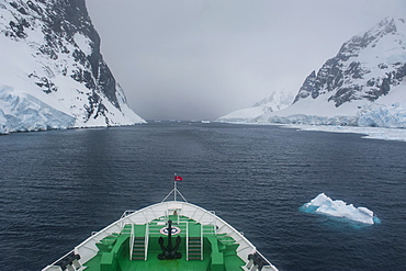 The Lemaire Channel, Antarctica, Polar Regions 