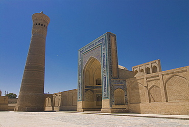 Kalyan Mosque with minaret, UNESCO World Heritage Site, Bukhara, Uzbekistan, Central Asia