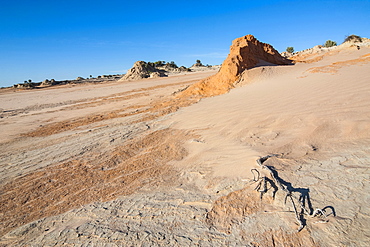 Walls of China, a series of Lunettes in the Mungo National Park, part of the Willandra Lakes Region, UNESCO World Heritage Site, Victoria, Australia, Pacific