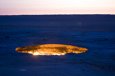 Darvaza Gas crater, Turkmenistan, Central Asia, Asia