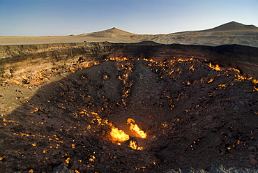 Darvaza Gas crater, Turkmenistan, Central Asia, Asia