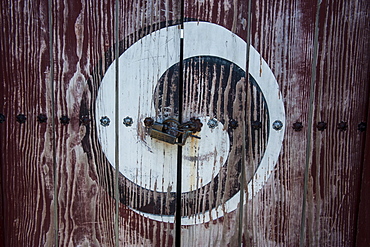 Yin and yang sign on a door, fortress of Suwon, UNESCO World Heritage Site, South Korea, Asia