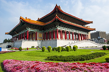 National theatre on the grounds of the Chiang Kai-Shek memorial hall, Taipeh, Taiwan