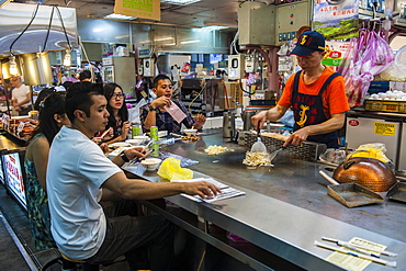 Food bar at the Shilin Night Market, Taipei, Taiwan, Asia