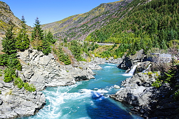 Turquoise water of the Kawarau River in the Kawarau Gorge, Otago, South Island, New Zealand, Pacific