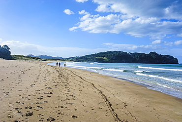 Long sandy hot water beach, Coromandel coast, North Island, New Zealand, Pacific 