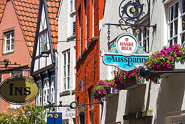 Little alleys in the old Schnoor quarter, Bremen, Germany, Europe