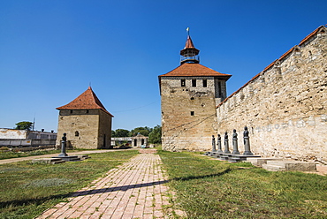 Heroes statues in front of the Bender fortress in Bender, Republic of Transnistria, Moldova, Europe