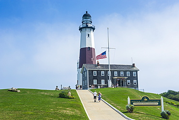 Montauk Point Lighthouse, Montauk Point State Park, the Hamptons, Long Island, New York State, United States of America, North America