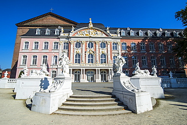 Palace of Trier, Trier, Moselle Valley, Rhineland-Palatinate, Germany, Europe