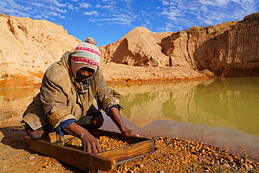 Ilakaka sapphire mines, Ilakaka, Fianarantsoa province, Ihorombe Region, Southern Madagascar, Africa