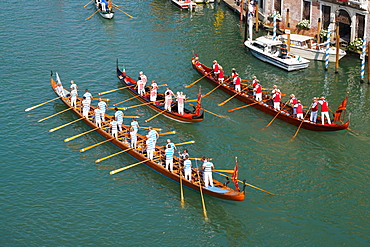 The boats of the historical procession for the historical Regatta on the Grand Canal of Venice, UNESCO World Heritage Site, Veneto, Italy, Europe