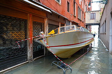 Stranded taxi boat during the high tide in Venice, November 2019, Venice, UNESCO World Heritage Site, Veneto, Italy, Europe