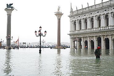 St. Mark's Square during the high tide in Venice, November 2019, Venice, UNESCO World Heritage Site, Veneto, Italy, Europe