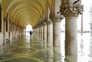 St. Mark's Square during the high tide in Venice, November 2019, Venice, UNESCO World Heritage Site, Veneto, Italy, Europe