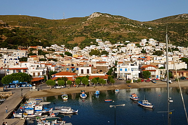 The ferry harbour of Fourni, North Aegean Islands, Greek Islands, Greece, Europe